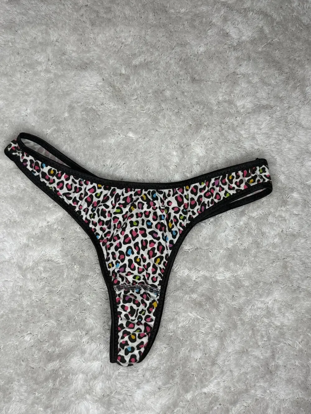 NWT Frederick's of Hollywood Get Cheeky Leopard Thong Panty Size S